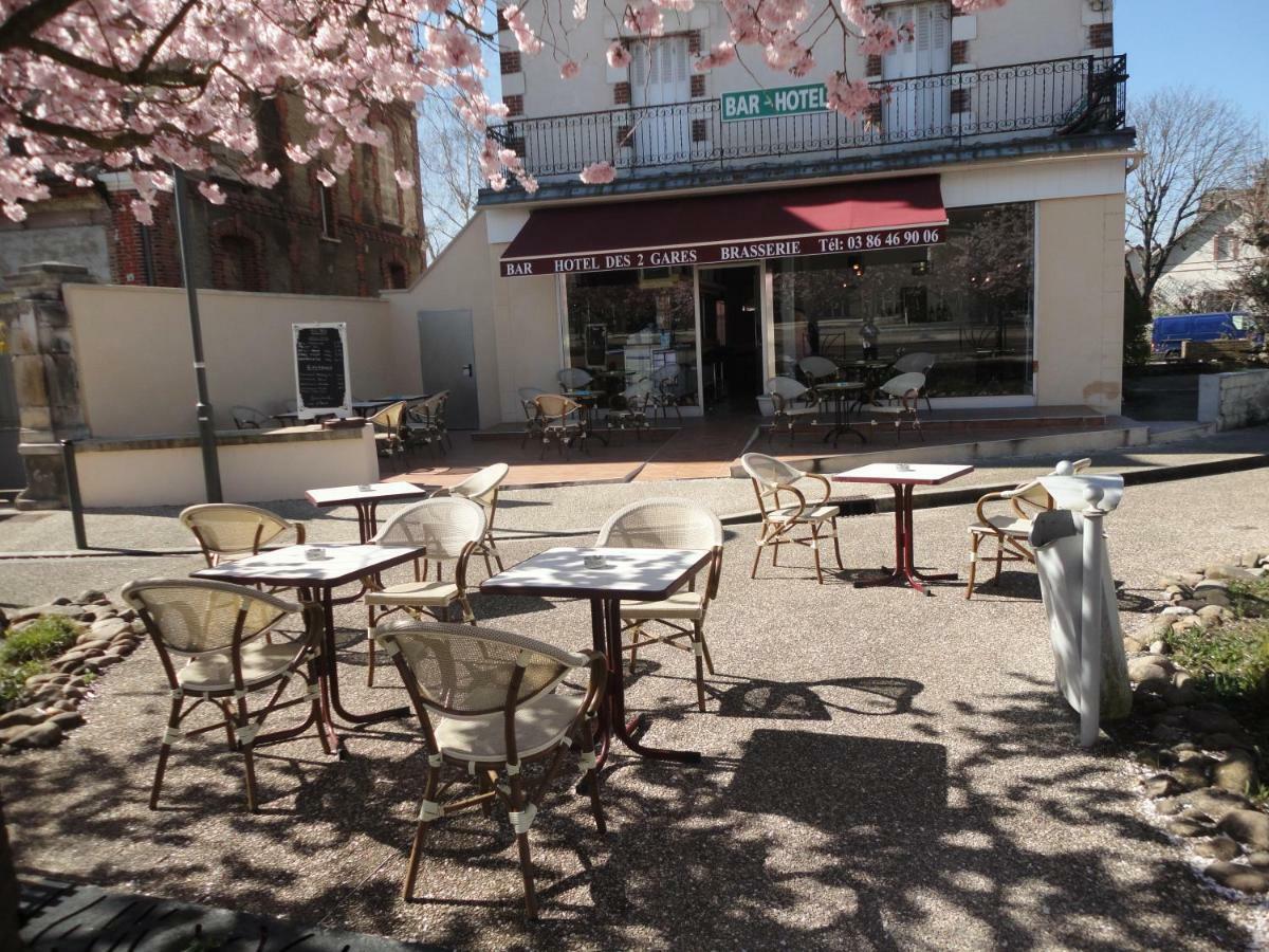 Hotel Des 2 Gares โอแซร์ ภายนอก รูปภาพ